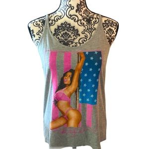 Nicki Minaj top Bella • canvas size small